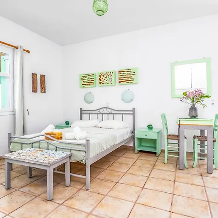 Lappa Apartment *